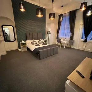 Guest house Sotonretreats, Southampton